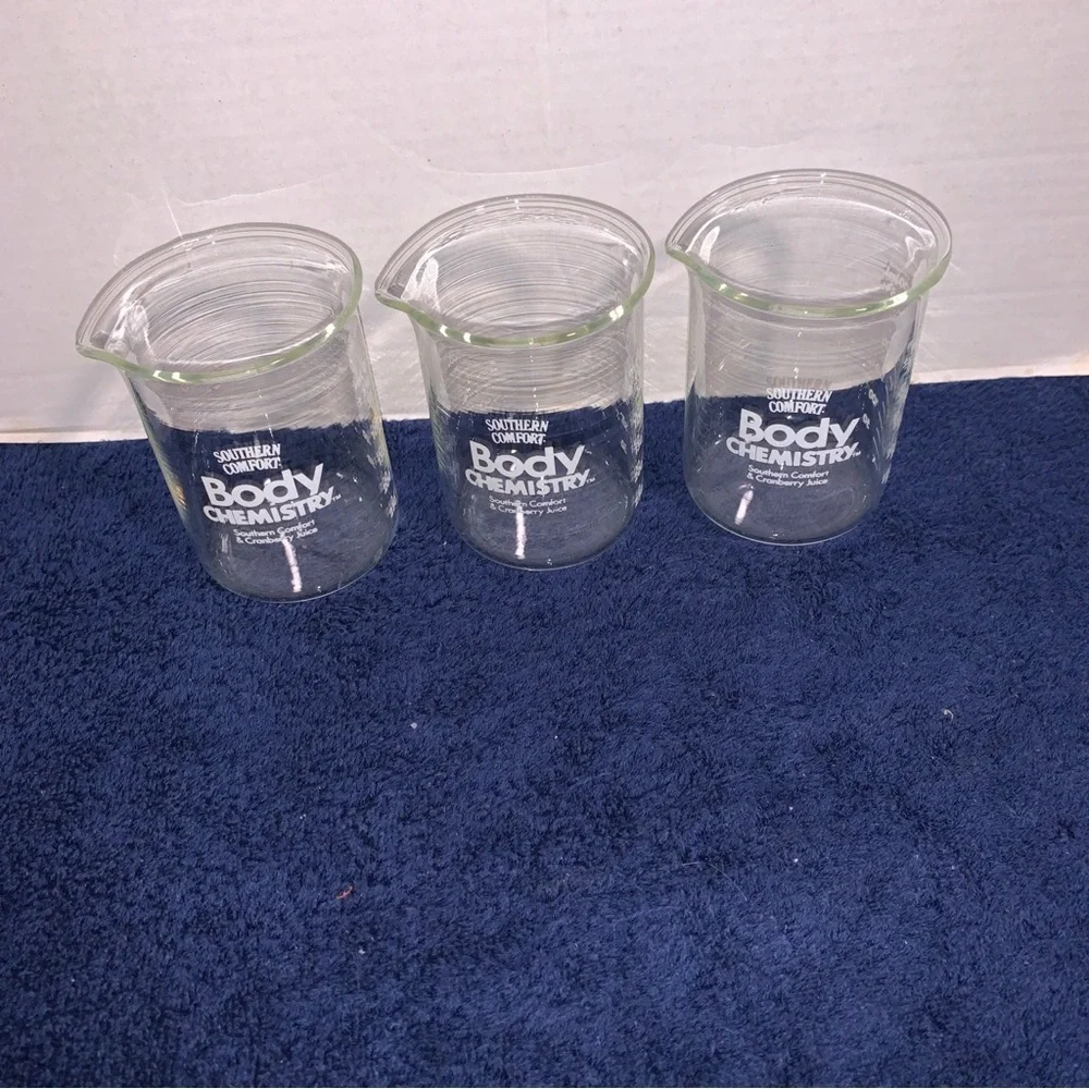 3 Southern Comfort Whiskey Mixing Glass Body Chemistry 300 ML / Beaker Drinking